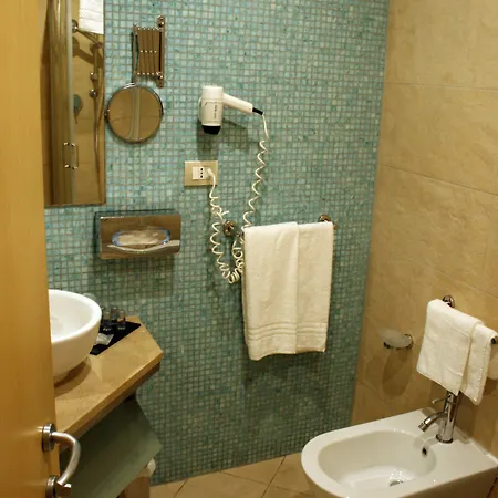 Cibele 4*
