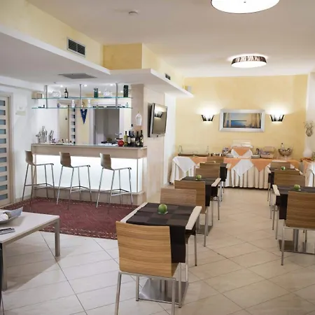 Cibele Hotel 4*