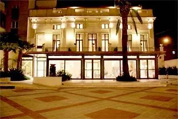 Cibele Hotel 4*